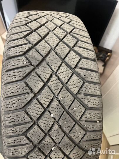 Continental ContiVikingContact 7 235/55 R18 104T