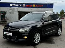 Volkswagen Tiguan 2.0 AT, 2011, 235 000 км, с пробегом, цена 1 560 000 руб.