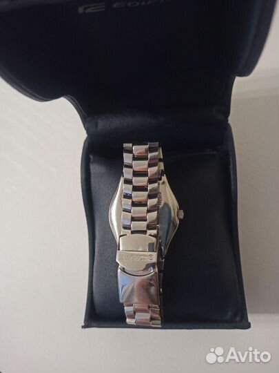 Наручные часы Swatch