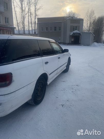 Nissan Expert 2.2 МТ, 2000, 298 005 км