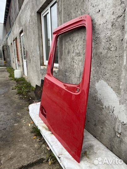 Дверь правая Mercedes-Benz Actros 4 Restail