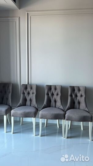 Мягкий стул со спинкой