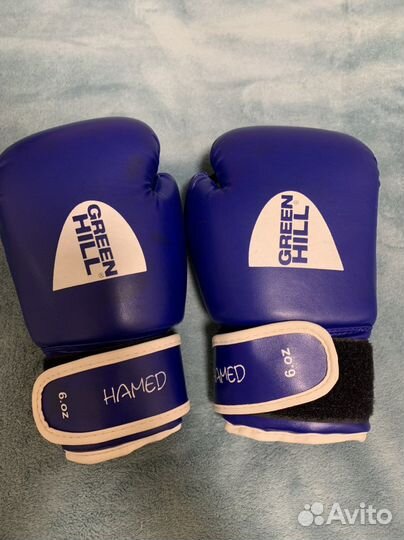 Боксерские перчатки