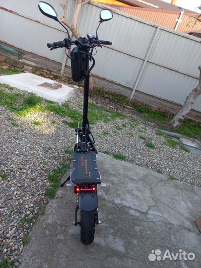 Самокат взрослый электрический бу
