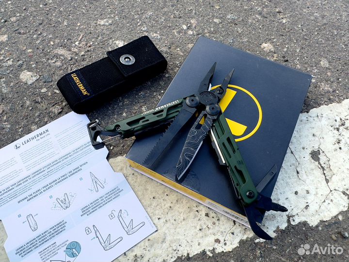 Leatherman Signal Green Topo