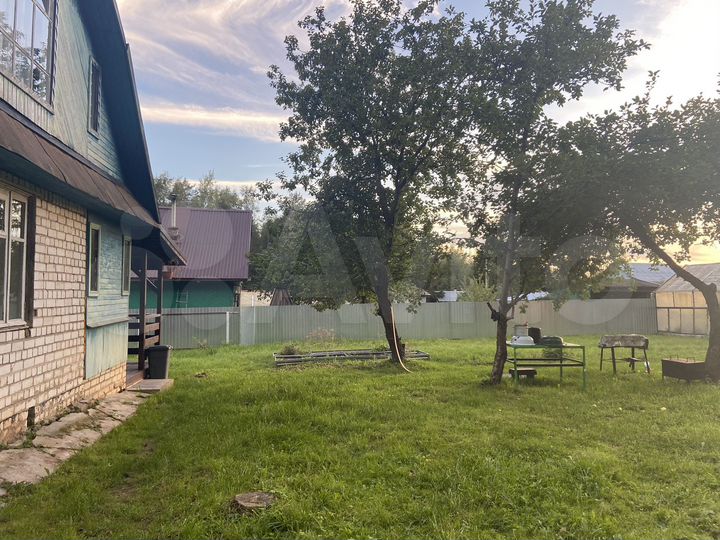 Дача 28,9 м² на участке 6 сот.