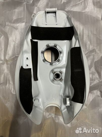 Бак топливный Honda CB1300 2003