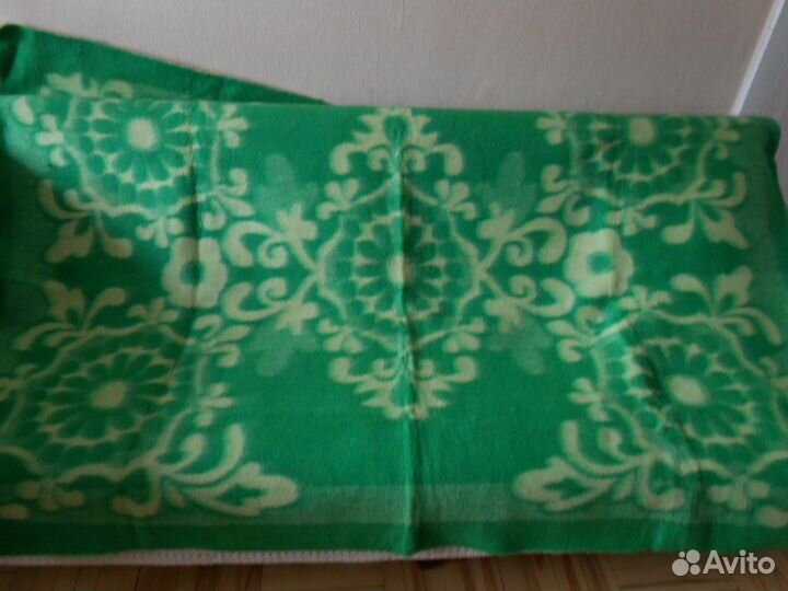 Одеяло шерстяное