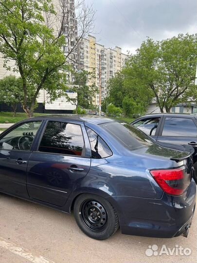 LADA Granta 1.6 МТ, 2012, битый, 130 000 км