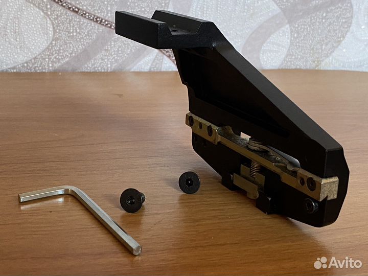 Боковой кронштейн для прицелов Pulsar, Yukon