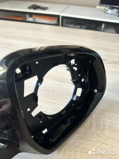 Рамка для зеркала BMW X5/X6/X7