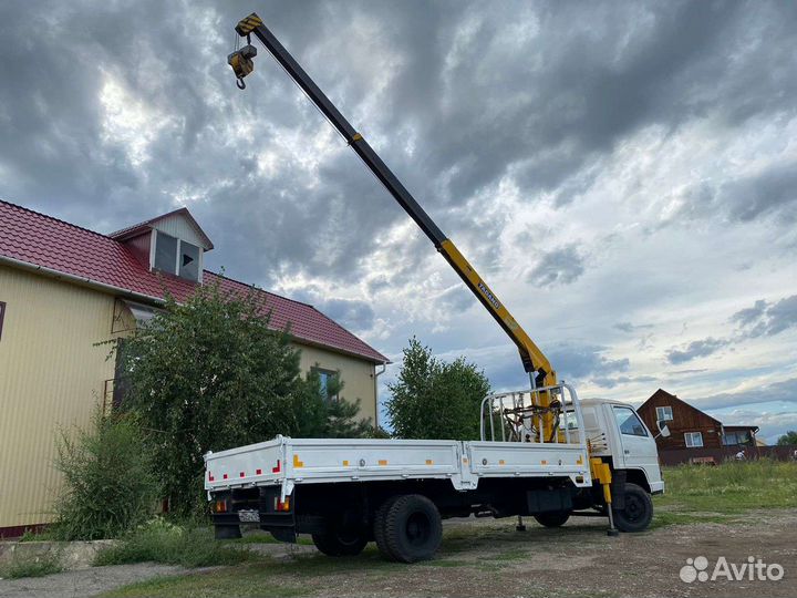 Isuzu Elf с КМУ, 1989