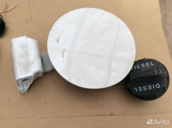 Hyundai IX-35 лючок бензобака