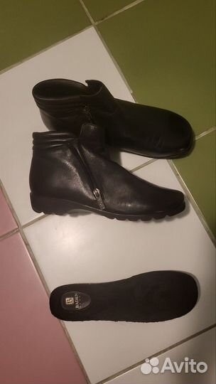 Новые стильные ботинки Baden 40