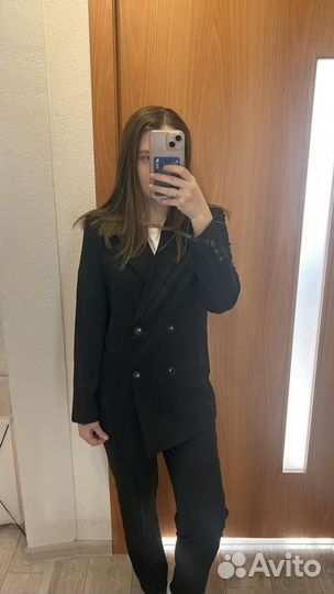 Брючный костюм