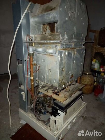 Газовый комбинированный настенный котел Wiessmann