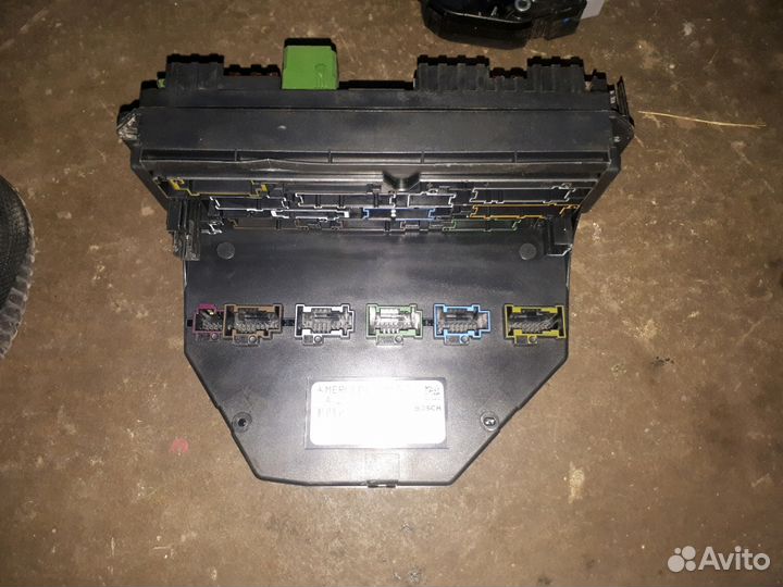 Блок предохранителей,sam мерседес 204,212