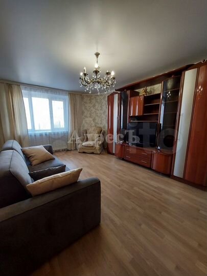 3-к. квартира, 92 м², 7/10 эт.