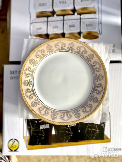 Новые Тарелки фарфор 5 штук