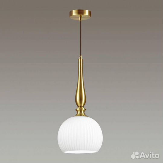 Люстра подвесная на кухню современная