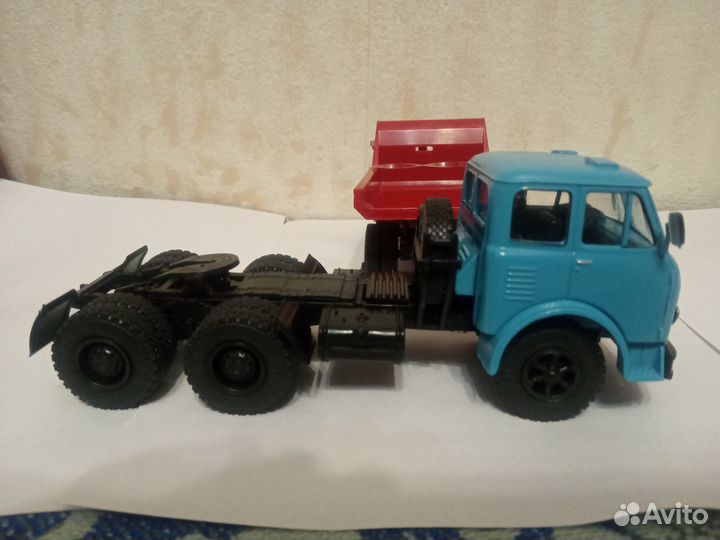 Модель 1:43 маз 503б, 510 и 515