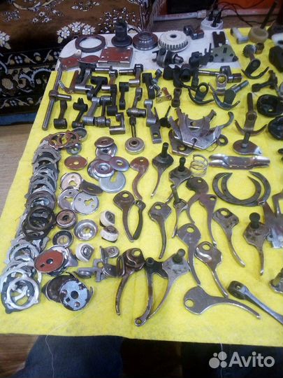 Зап.части швейных машина ассортимент разных, модел