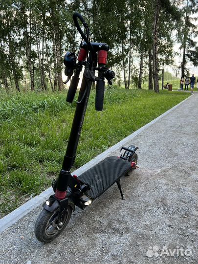 Электросамокат Kugoo X1