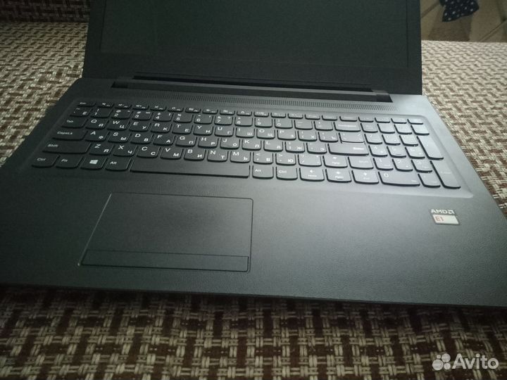 Ноутбук lenovo