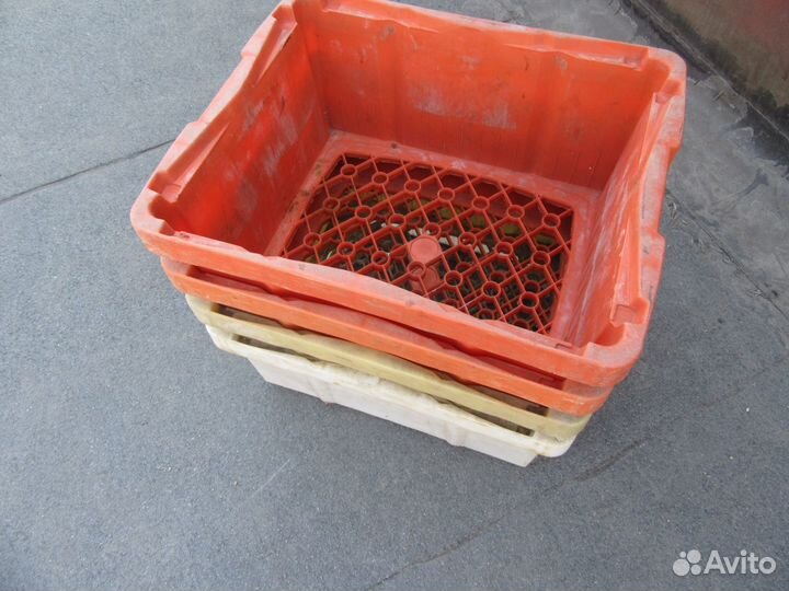 Ящик пластмассовый