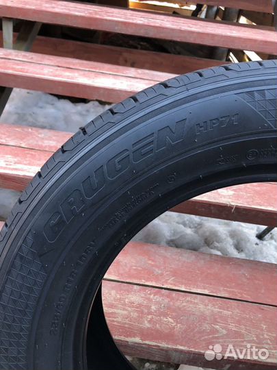 Kumho Crugen HP71 255/60 R18