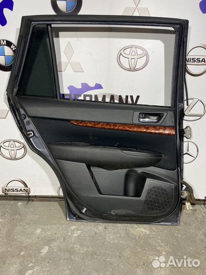 Задняя левая дверь Subaru Outback BR9