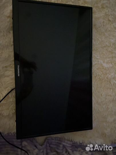 Телевизор SMART tv 28 бу