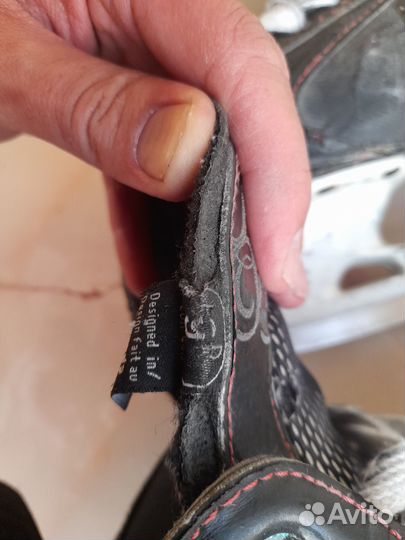 Хоккейные коньки bauer 44, 5