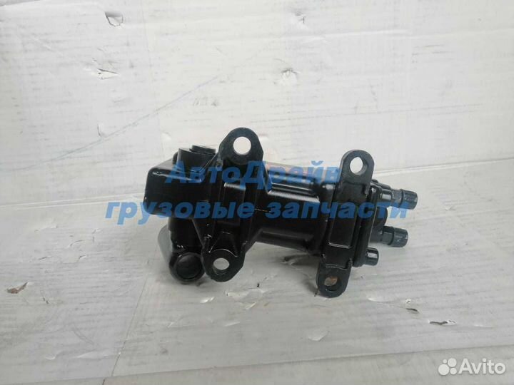 Насос подъема кабины ман Ф2000 Командор