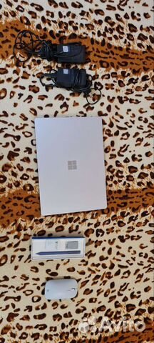 Microsoft surface laptop 3 i7