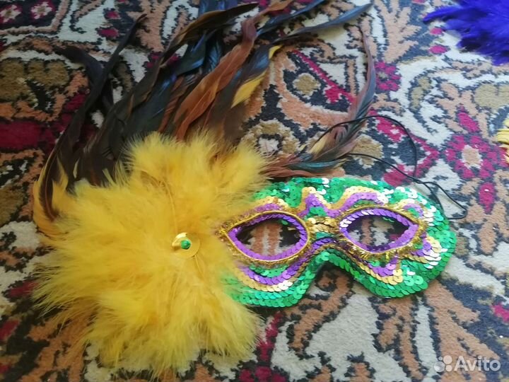 Маска карнавальная