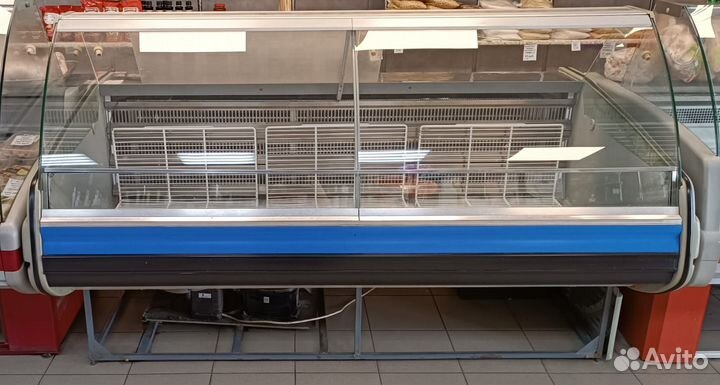Холодильная витрина бу