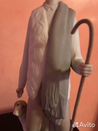 Статуэтка фарфор (Бисквит)