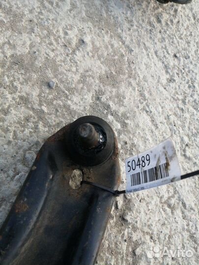 Рычаг передний левый Toyota Funcargo NCP25