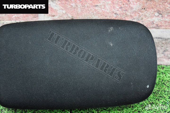 Подлокотник Toyota Corolla Axio NZE141 1nzfe