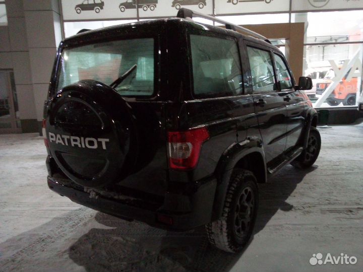 УАЗ Patriot 2.7 МТ, 2024