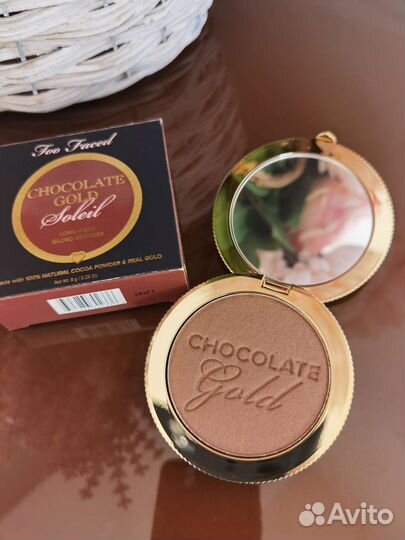 Пудра- Бронзер Too Faced Chocolate Gold Luminous