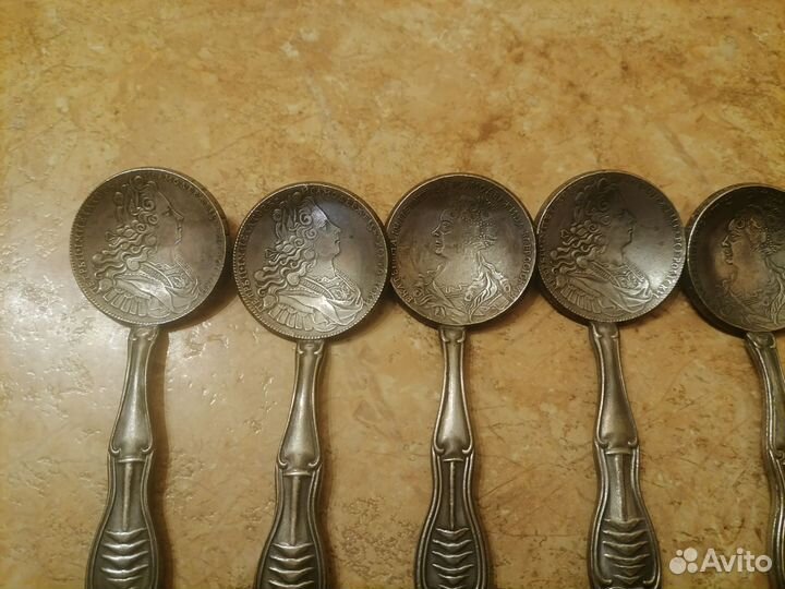Ложка монета