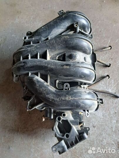 Впускной коллектор Volvo S40
