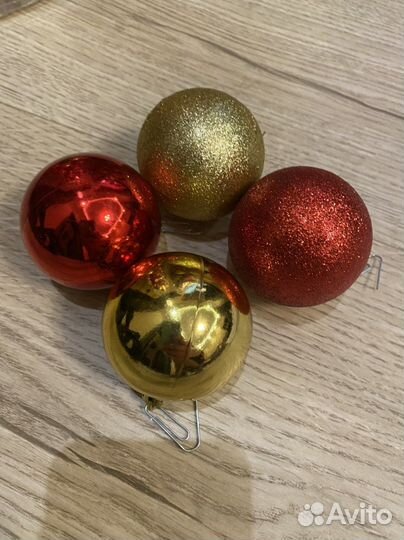 Наборы елочных шаров