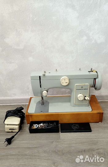 Швейная машина Чайка 132м