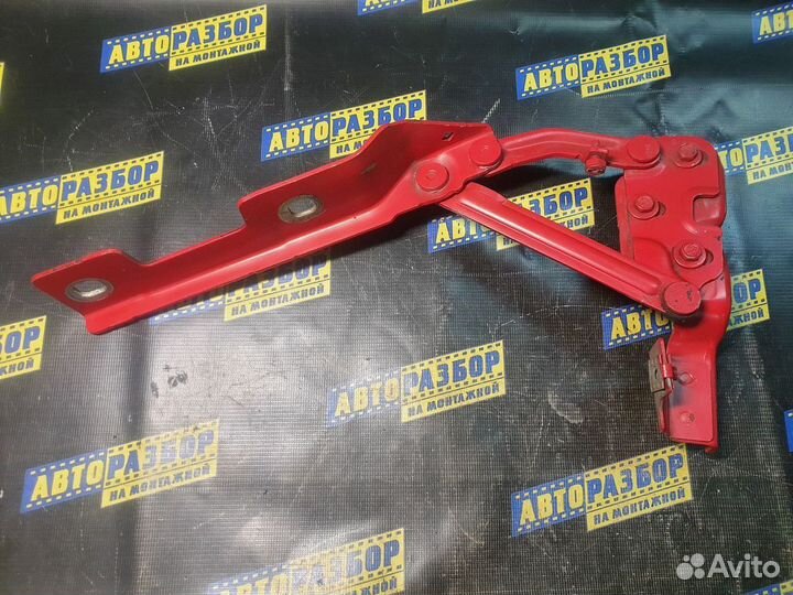 Петля капота правая Opel Astra J