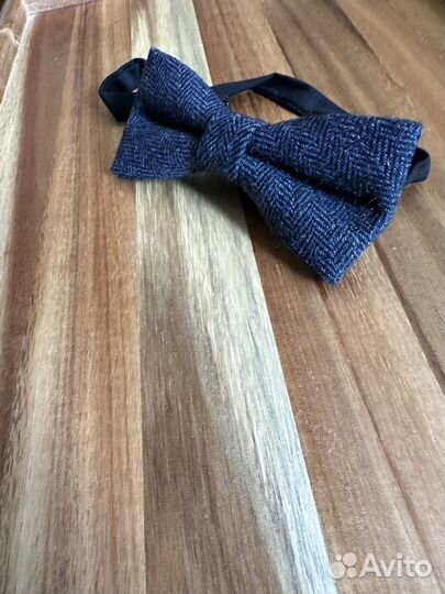 Твидовая бабочка в винтажном стиле