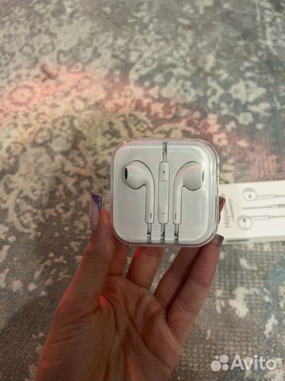 Наушники earpods