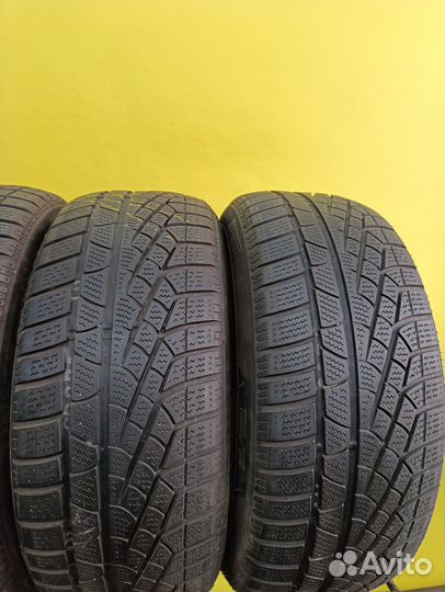 Pirelli Winter Sottozero 210 235/55 R17